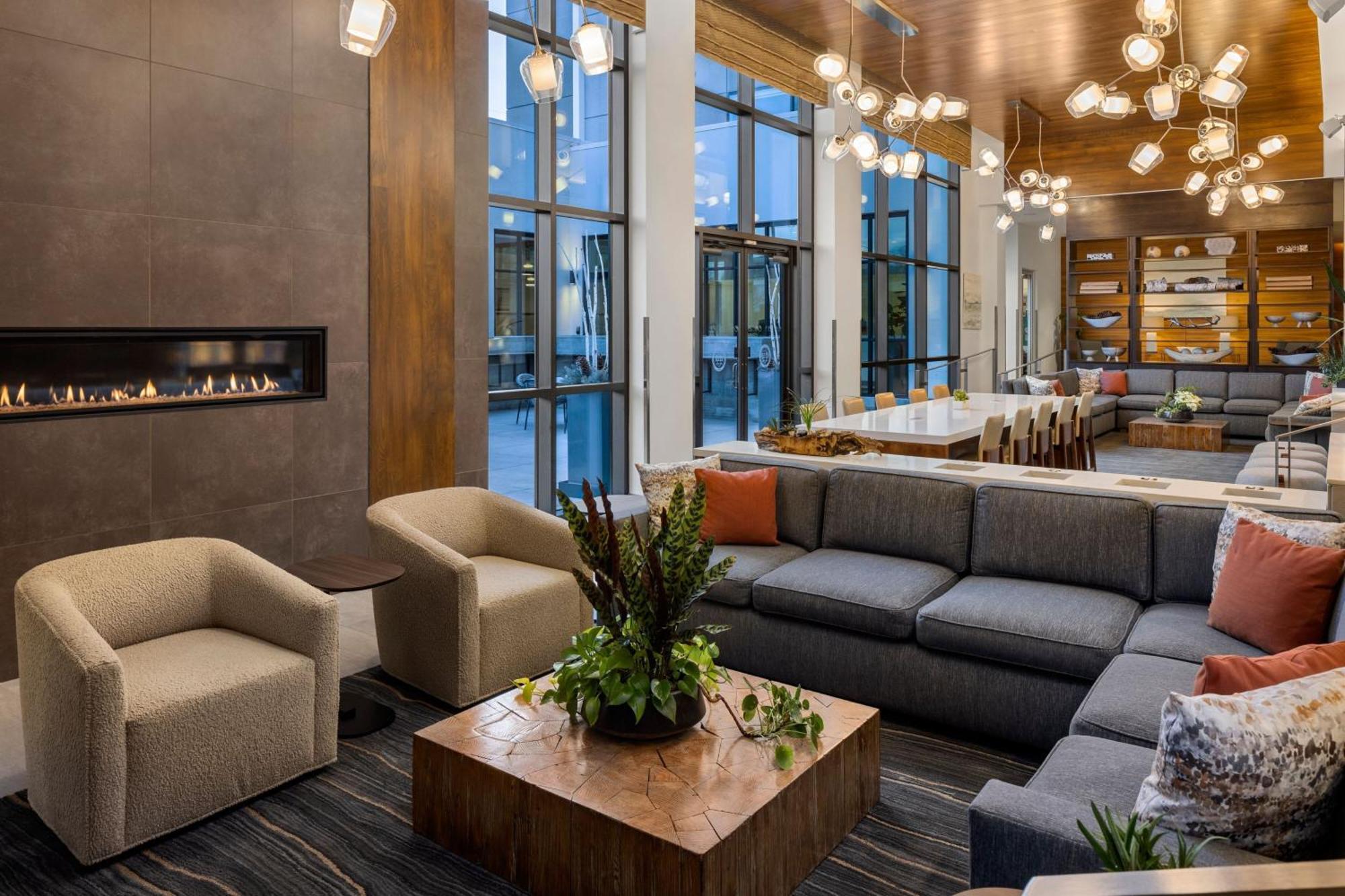 เอลเลเมนต์ โบซแมน Hotel ภายนอก รูปภาพ